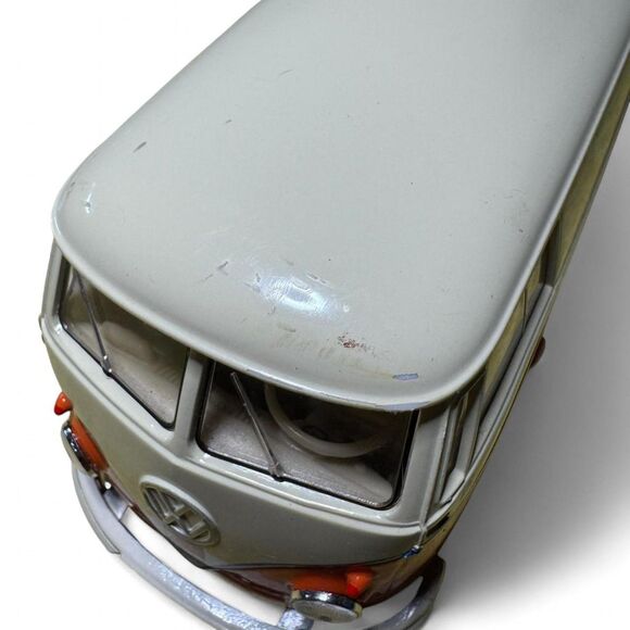 Collectible Federated Auto Parts 1963 Volkswagen Van Die Cast - Picture 4 of 8